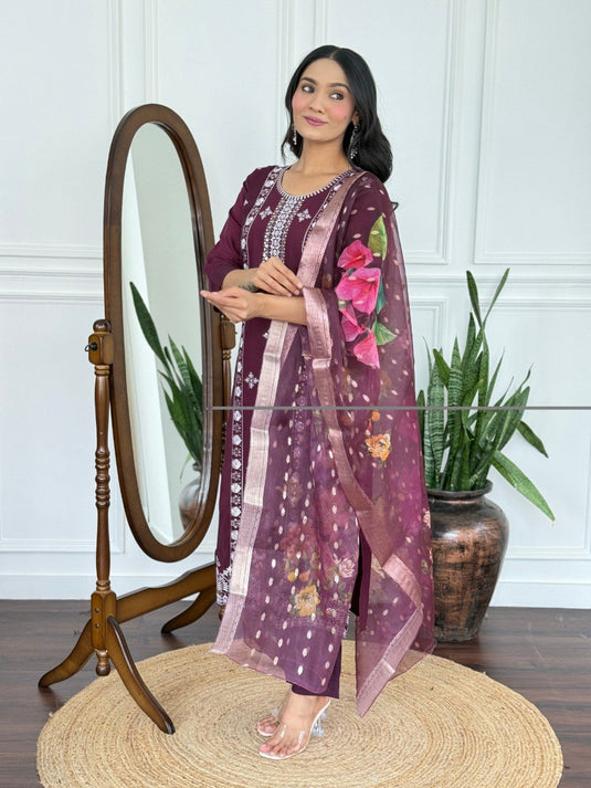 Elegant Embroidered PV Chanderi Kurti Set with Organza Dupatta