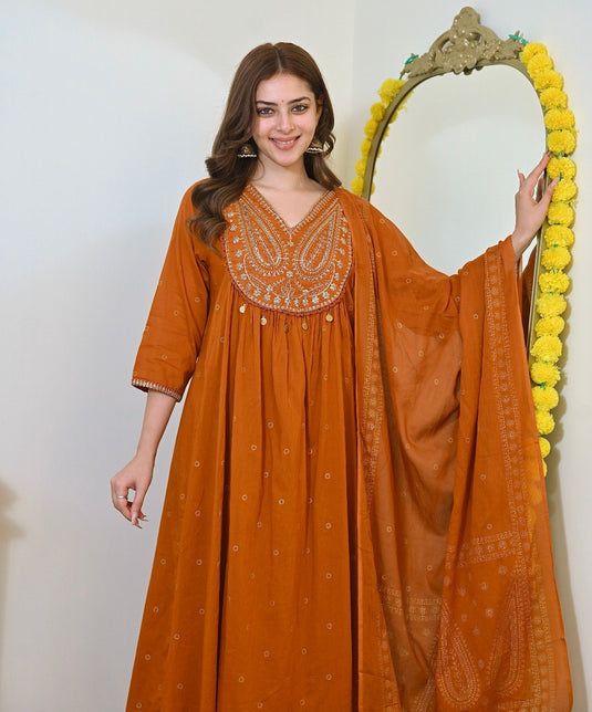 Women Embroidered Mul Chanderi Kurta Set with Printed Dupatta