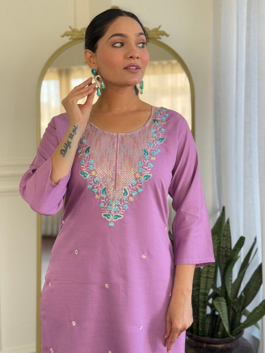 Elegant Embroidered PV Chanderi Kurti Set with Printed Vichitra Dupatta
