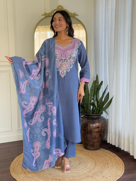 Women Embroidered PV Chanderi Kurta Set with Printed Vichitra Dupatta