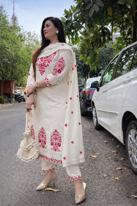 Women Embroidered Cotton Slub Kurta Set with Dupatta | Straight Fit Ethnic Co-ord Set