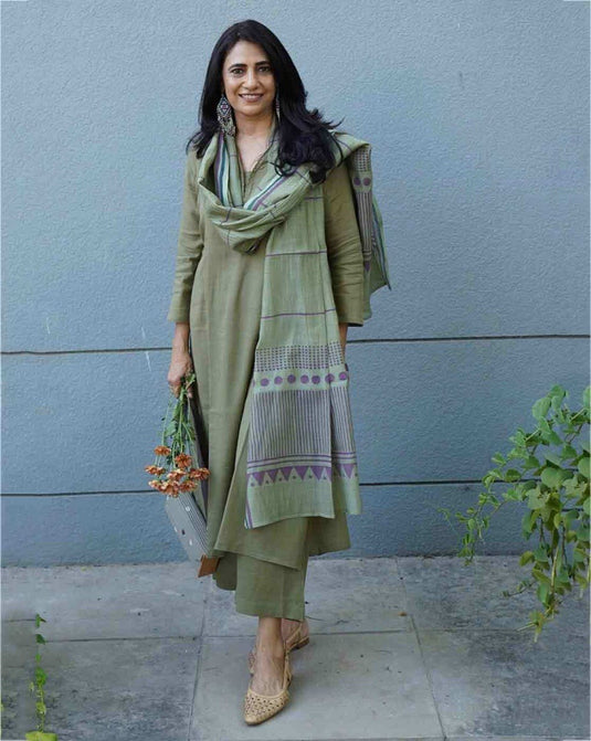 Elegant Solid Viscose Rayon Kurti Set with Printed Chanderi Dupatta