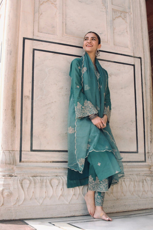 Elegant Embroidered Viscose Chanderi Kurti Set with Organza Dupatta for Women