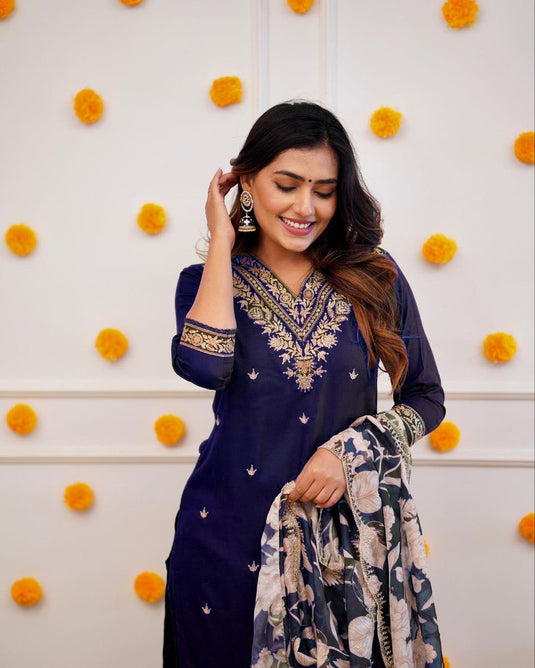 Elegant Embroidered Viscose Rayon Kurti Set with Chinon Dupatta