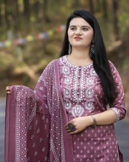 Elegant Embroidered Viscose Rayon Kurti Set with Printed Dupatta for Women