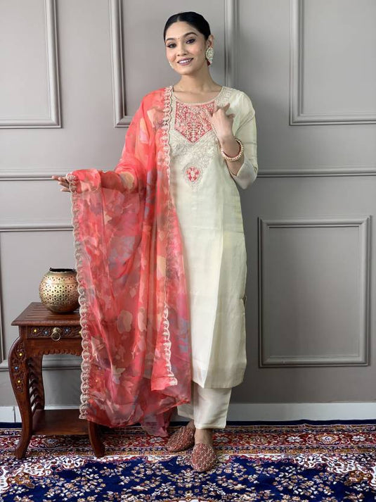 Elegant Embroidered Chanderi Kurti Set with Dupatta