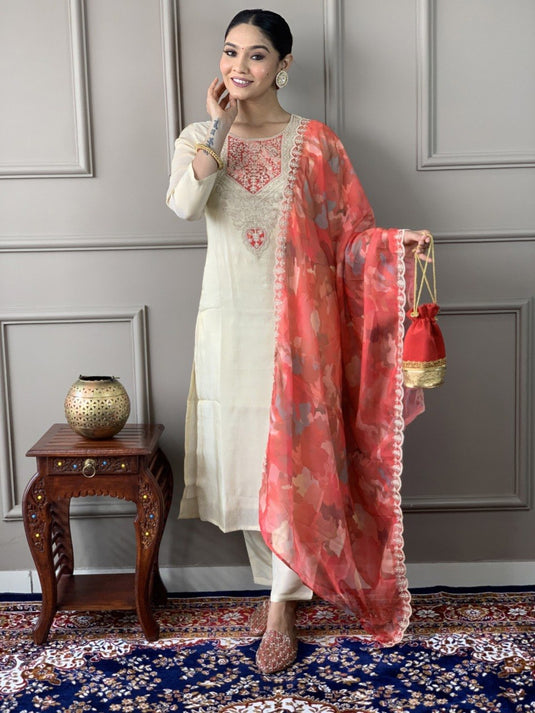 Elegant Embroidered Chanderi Kurti Set with Dupatta