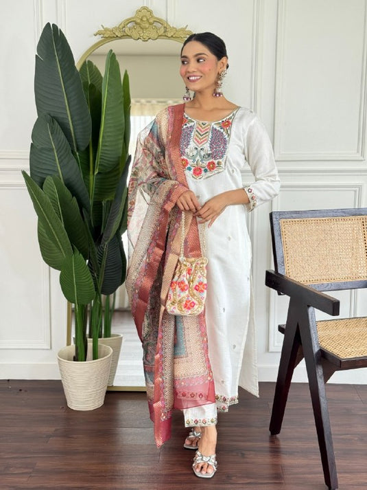 Elegant Embroidered PV Chanderi Kurti Set with Organza Dupatta for Women
