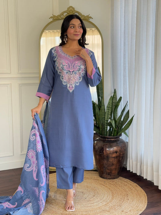Women Embroidered PV Chanderi Kurta Set with Printed Vichitra Dupatta