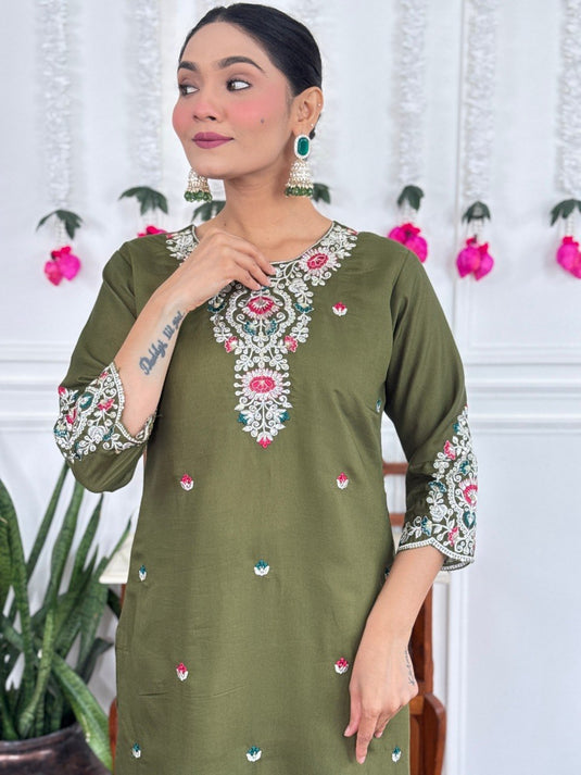 Elegant Embroidered PV Chanderi Kurti Set with Organza Dupatta