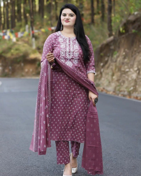 Elegant Embroidered Viscose Rayon Kurti Set with Printed Dupatta for Women